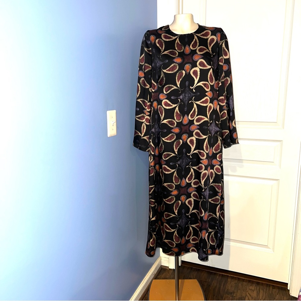 Zara Multicolor Patterned Dress with pockets size Large
